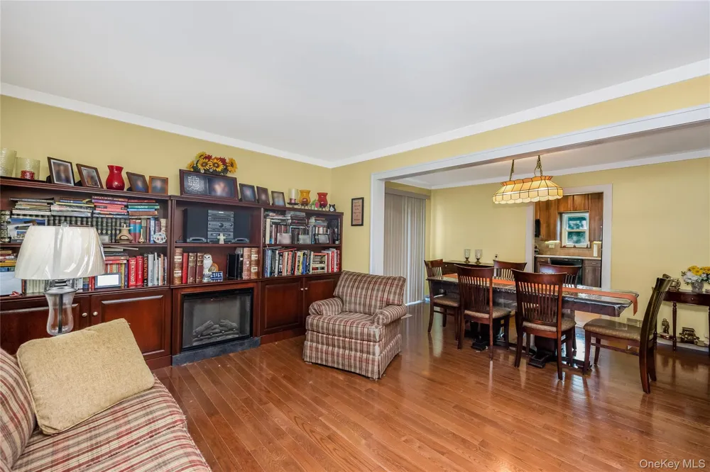 82 Herman Avenue North Babylon, NY 11703