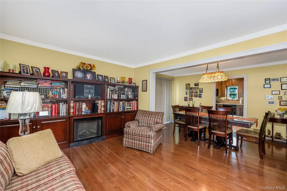 82 Herman Avenue North Babylon, NY 11703