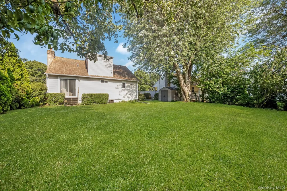 82 Herman Avenue North Babylon, NY 11703
