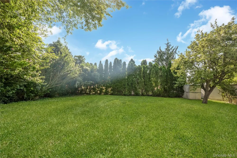 82 Herman Avenue North Babylon, NY 11703