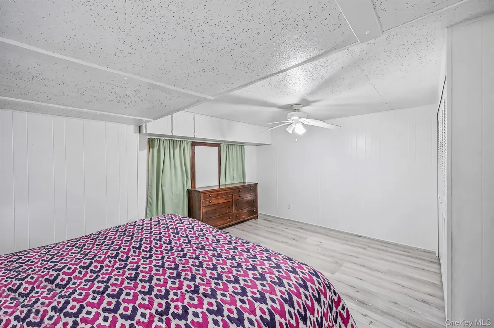 703 Fresh Pond ave #48 Calverton, NY 11933