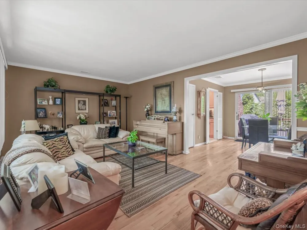 2643 Landman Lane North Bellmore, NY 11710
