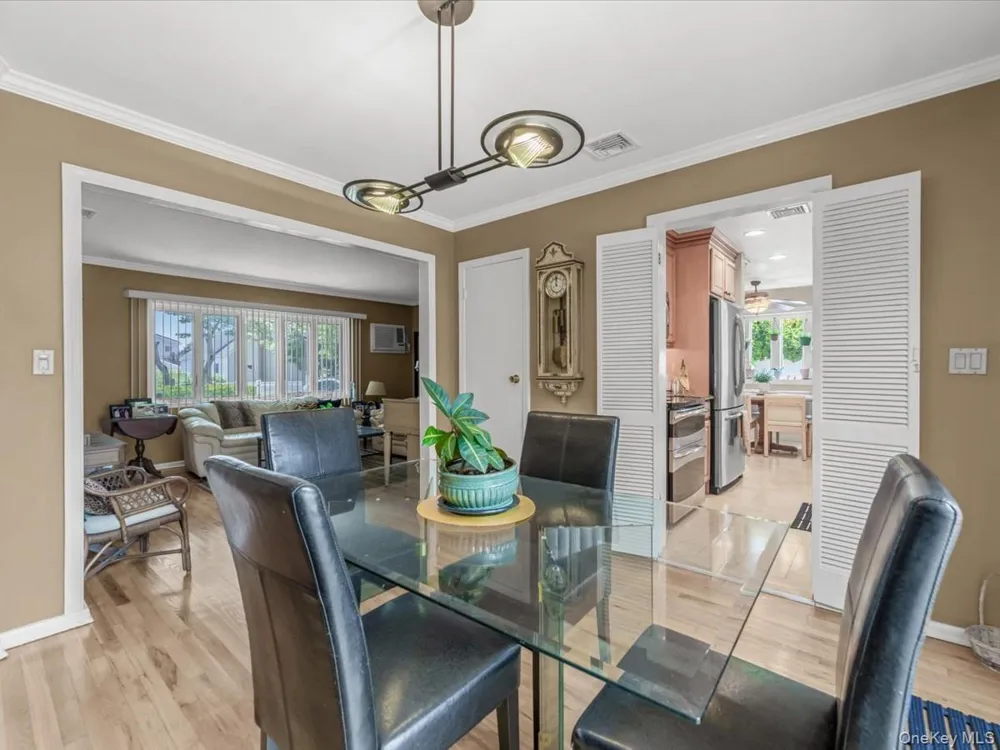 2643 Landman Lane North Bellmore, NY 11710
