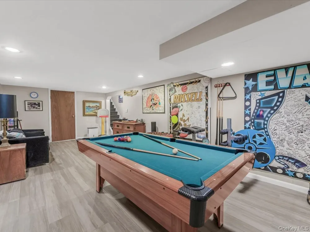 2643 Landman Lane North Bellmore, NY 11710