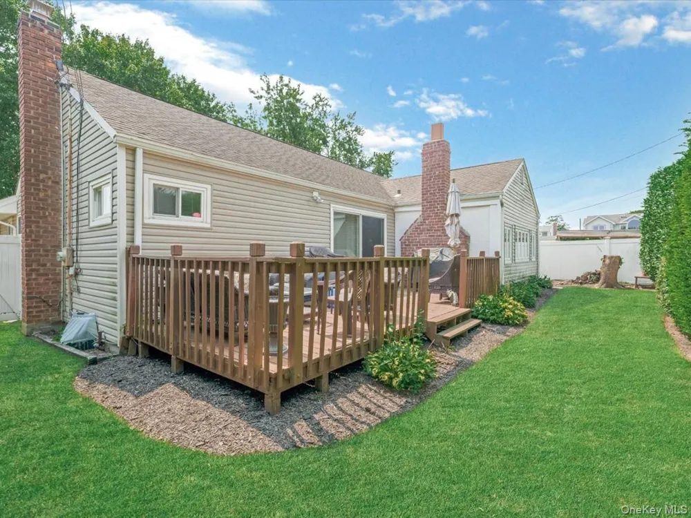 2643 Landman Lane North Bellmore, NY 11710