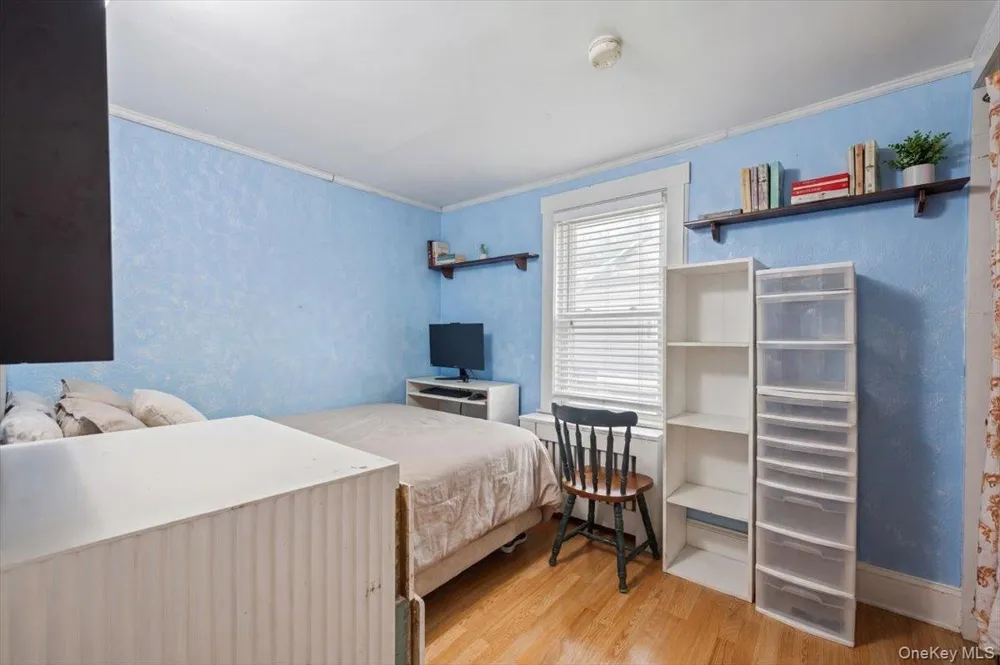 8 Geyser Place White Plains, NY 10607