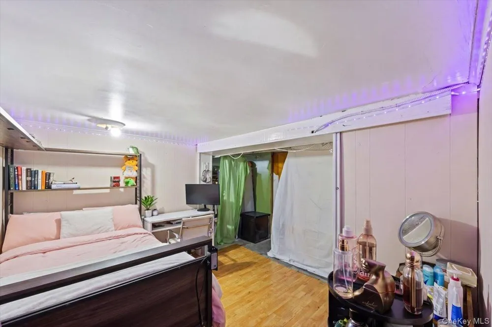 8 Geyser Place White Plains, NY 10607