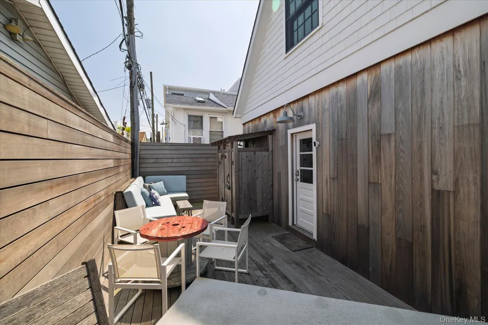 48 Vermont Street Long Beach, NY 11561