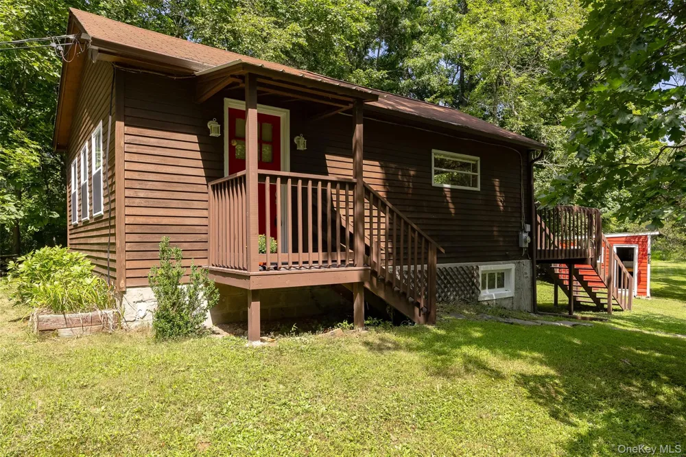 710 Pumpkin Lane Clinton Corners, NY 12514