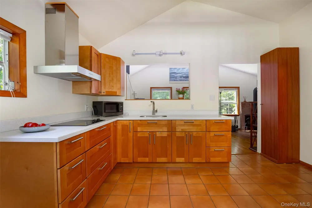 710 Pumpkin Lane Clinton Corners, NY 12514