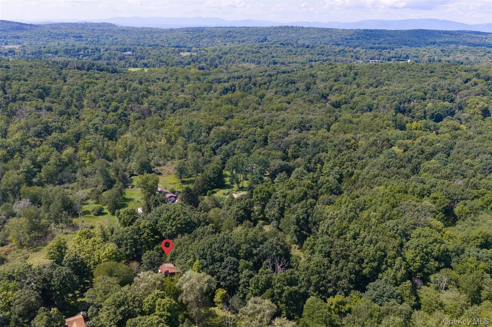 710 Pumpkin Lane Clinton Corners, NY 12514