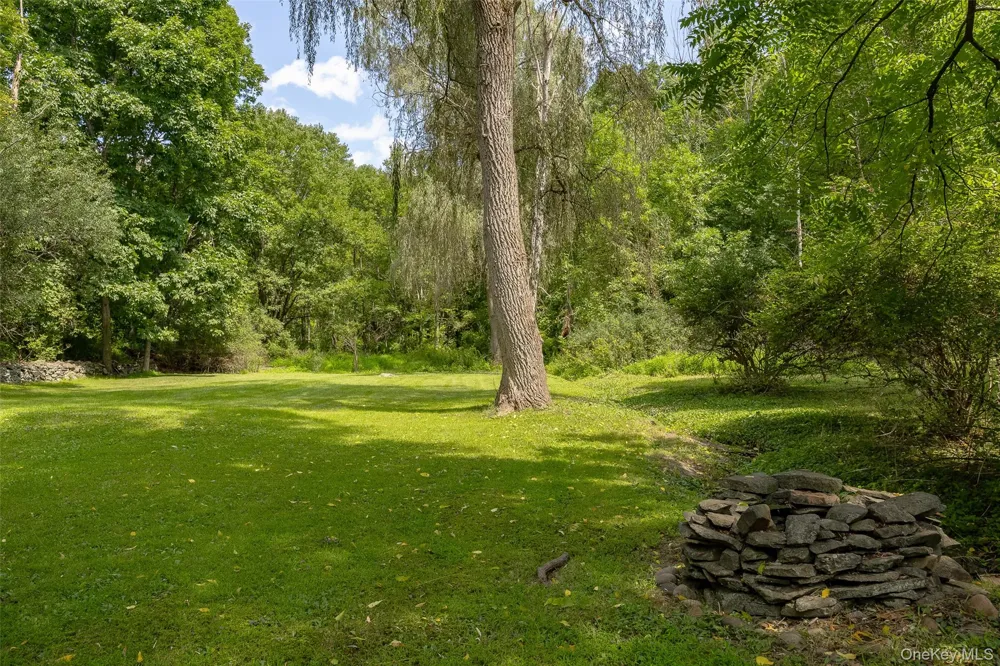 710 Pumpkin Lane Clinton Corners, NY 12514