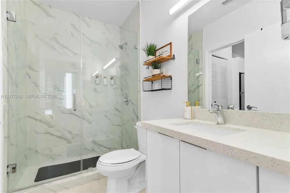 136 NW 26th St #207 Miami, FL 33127