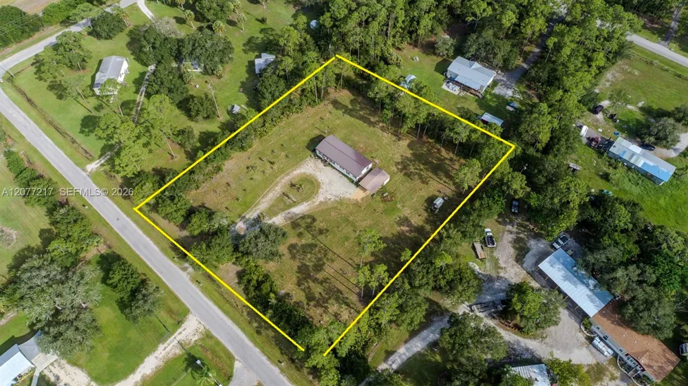 4075 Fort Center Avenue La Belle, FL 33935