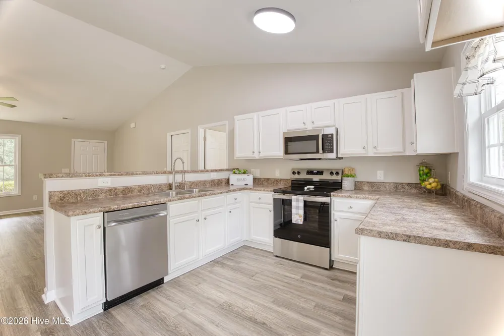 212 Sweet Gum Lane Richlands, NC 28574