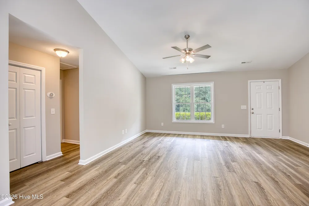 212 Sweet Gum Lane Richlands, NC 28574