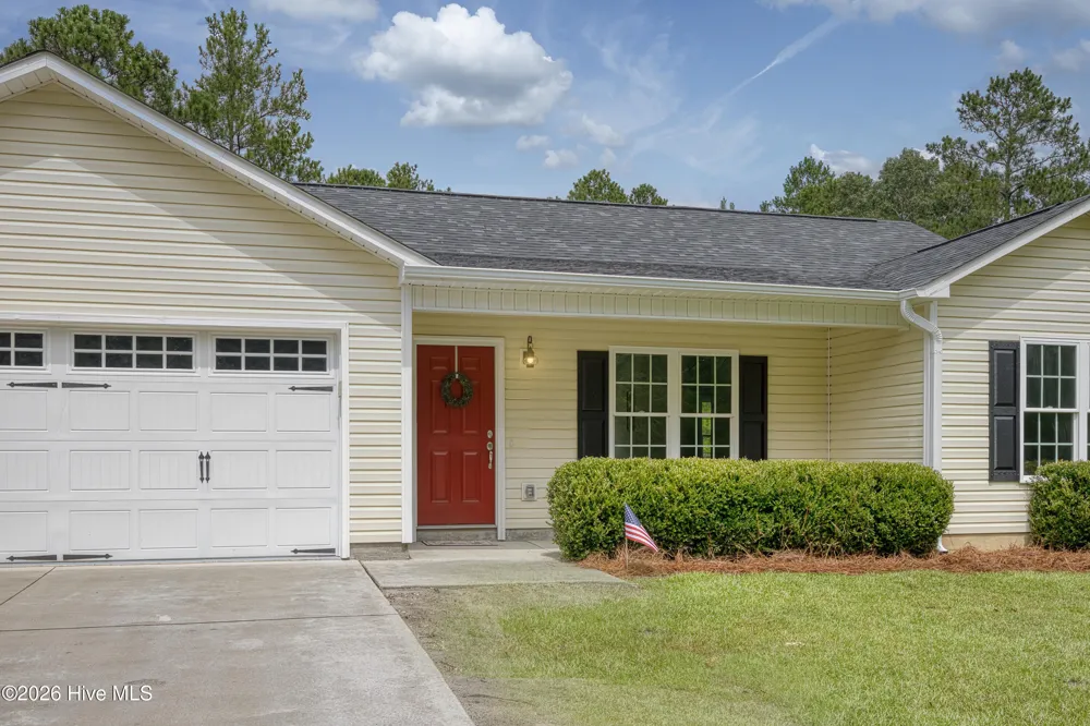 212 Sweet Gum Lane Richlands, NC 28574
