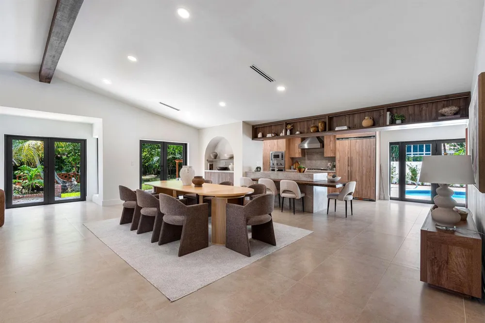 11851 NW 7TH STREET Plantation, FL 33325