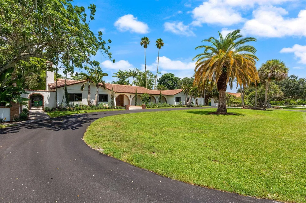 11851 NW 7TH STREET Plantation, FL 33325