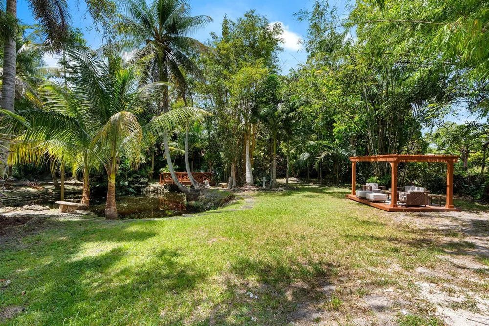 11851 NW 7TH STREET Plantation, FL 33325