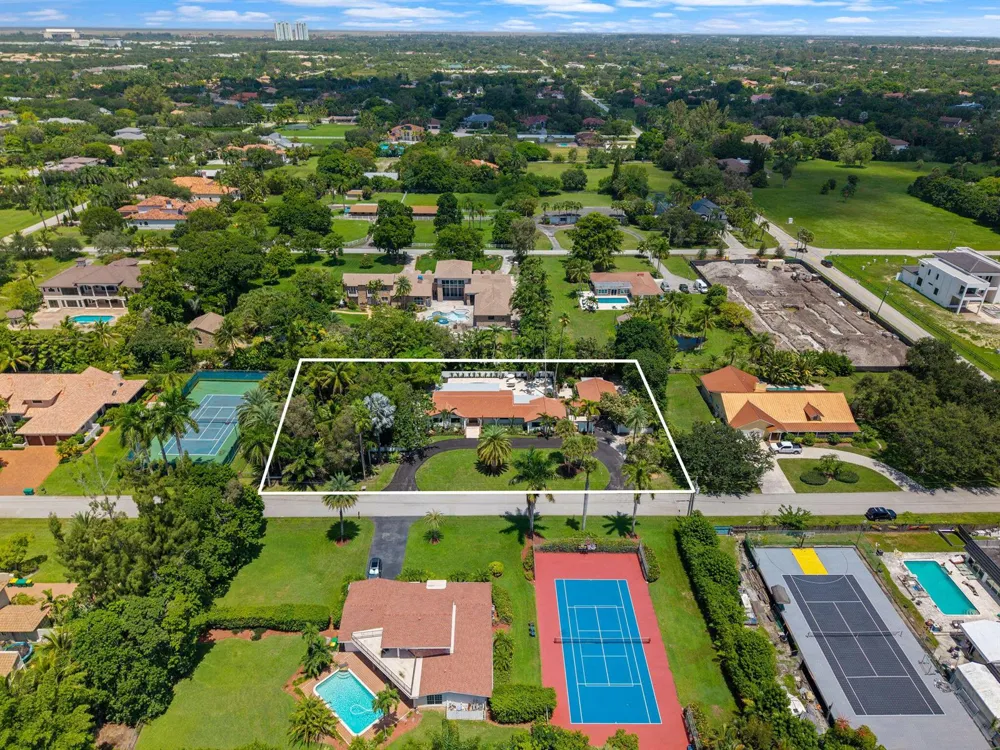 11851 NW 7TH STREET Plantation, FL 33325