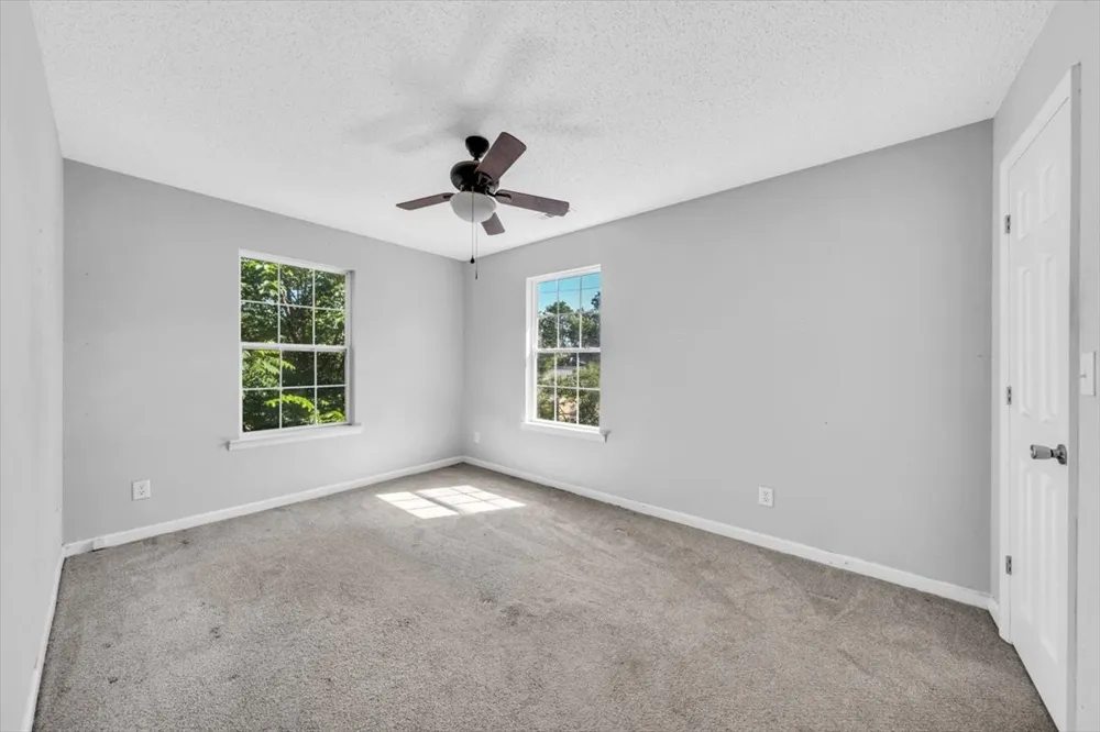 105 Lillian St McMinnville, TN 37110