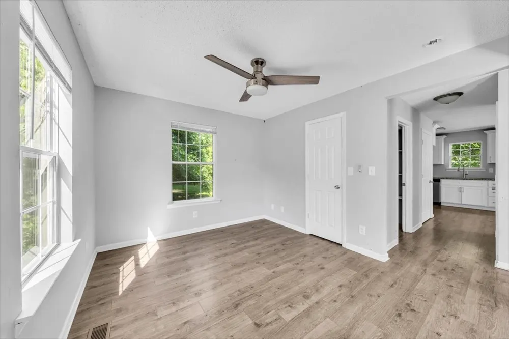 105 Lillian St McMinnville, TN 37110