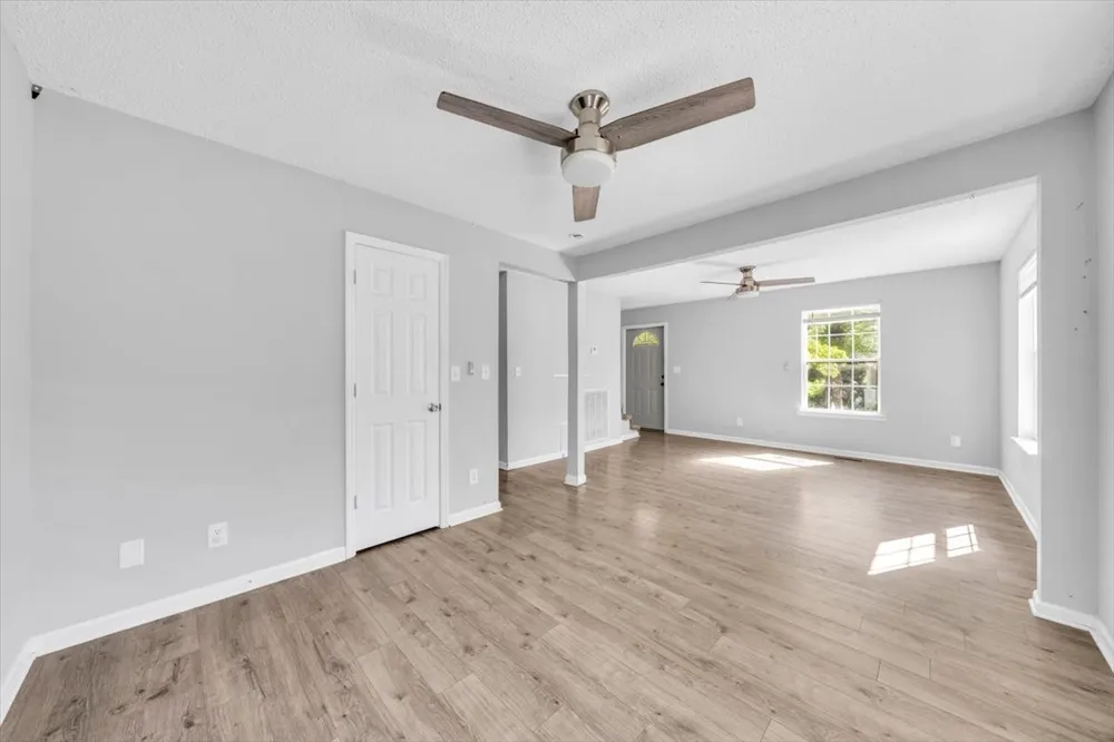 105 Lillian St McMinnville, TN 37110