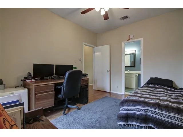 106 E 30th Street #207 Austin, TX 78705