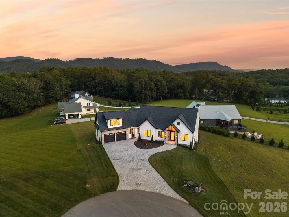 133 Golden Pasture Drive Fletcher, NC 28732