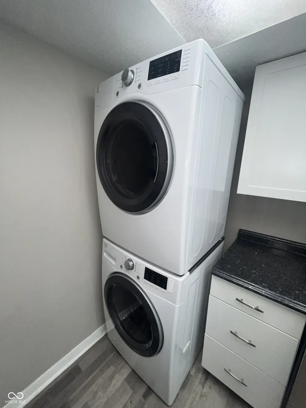 8363 Paso Del Norte Court Indianapolis, IN 46227