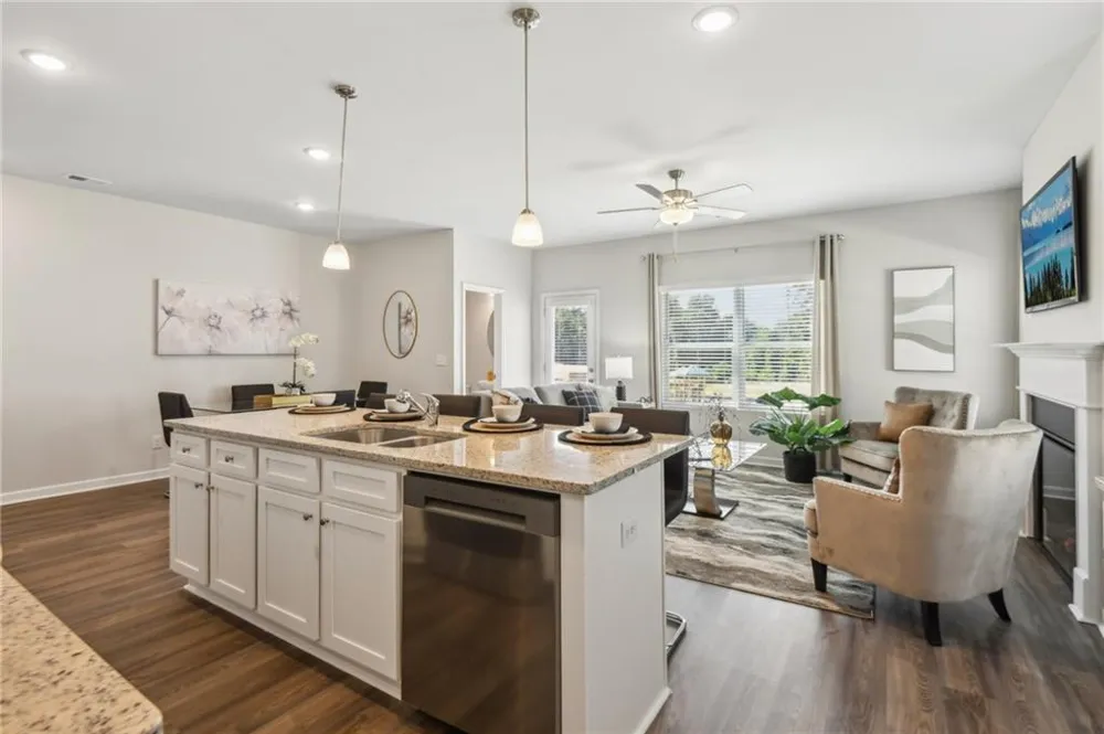7037 Old bridge Lane Conyers, GA 30013