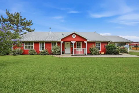 905 Crawford Road