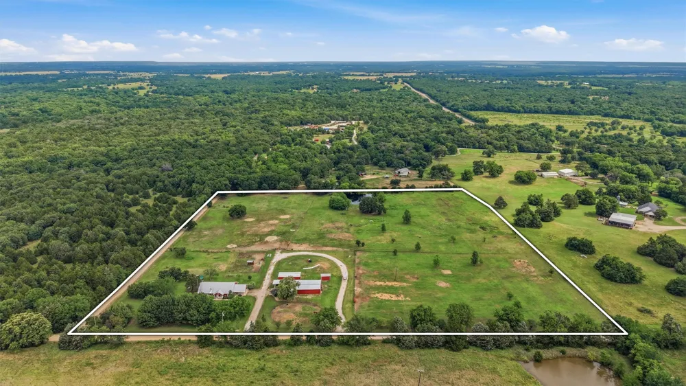 905 Crawford Road Sadler, TX 76264