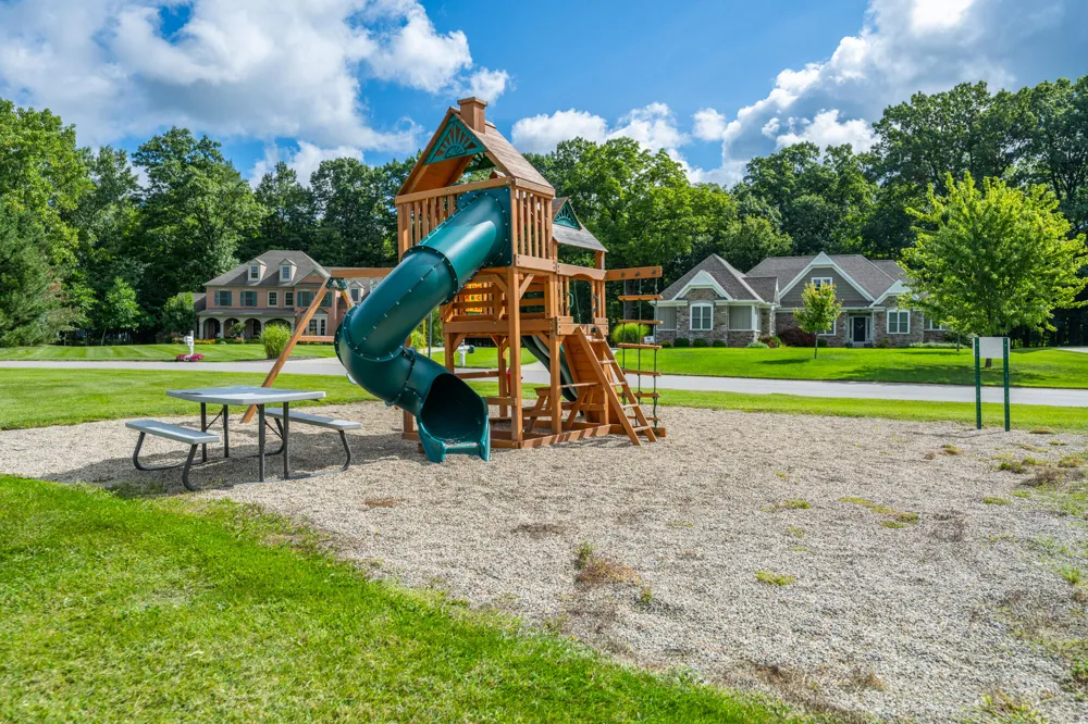1 Dickinson Court St. Joseph, MI 49085