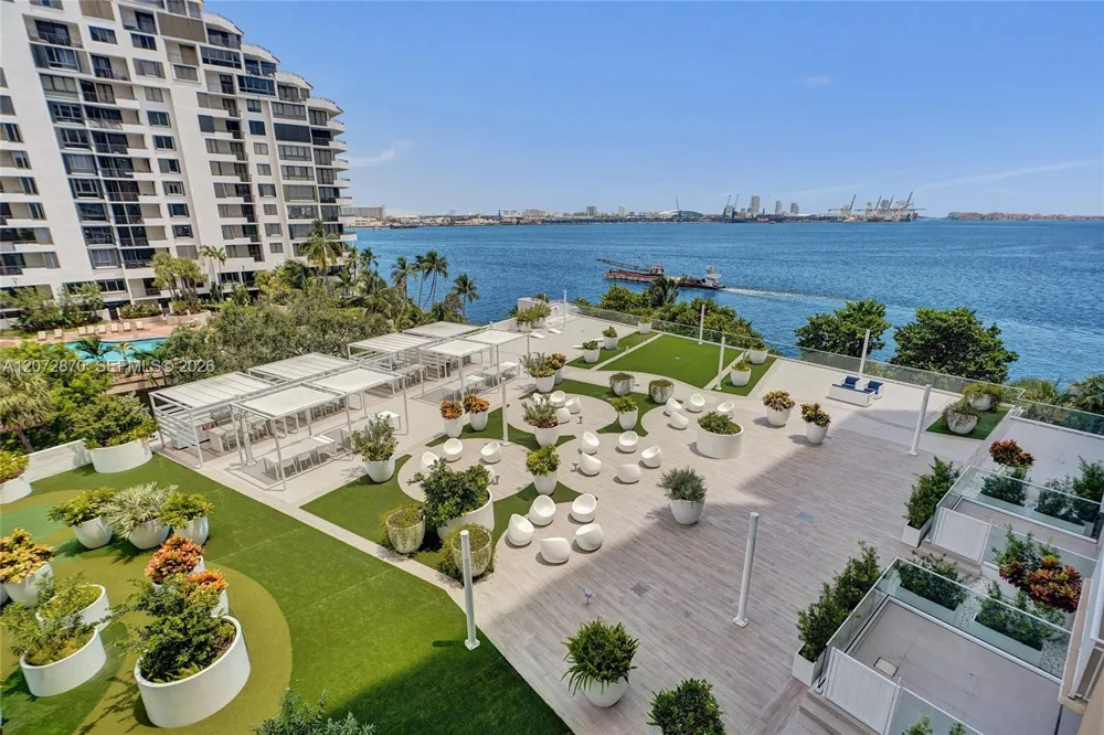 770 Claughton Island Dr #709 Miami, FL 33131