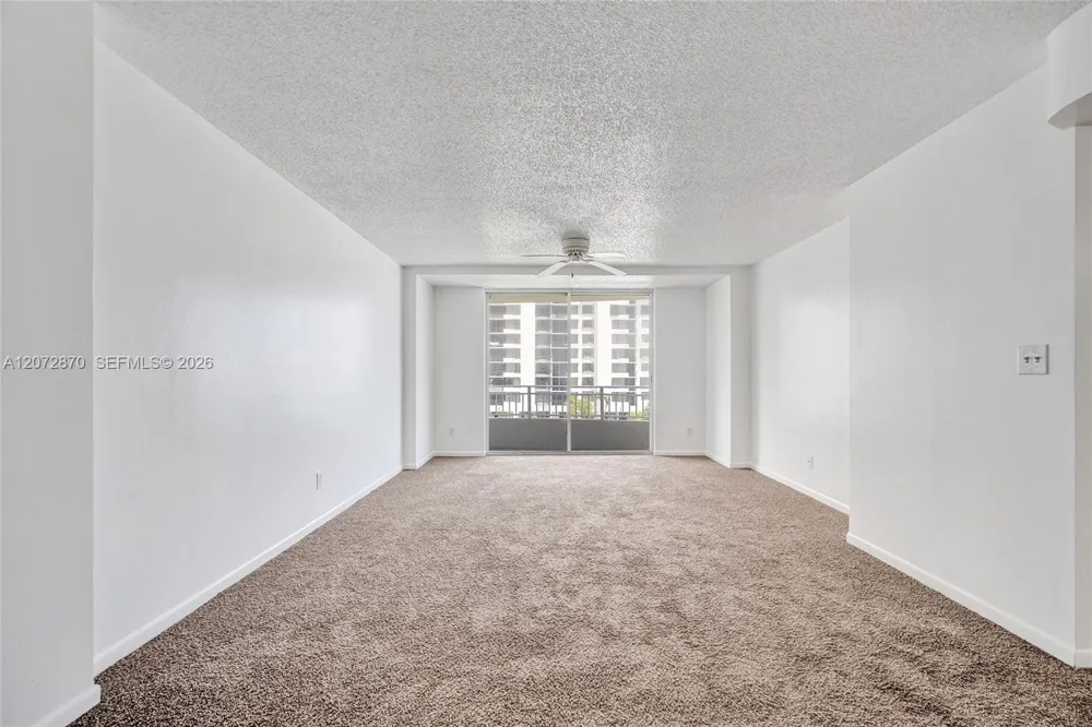 770 Claughton Island Dr #709 Miami, FL 33131