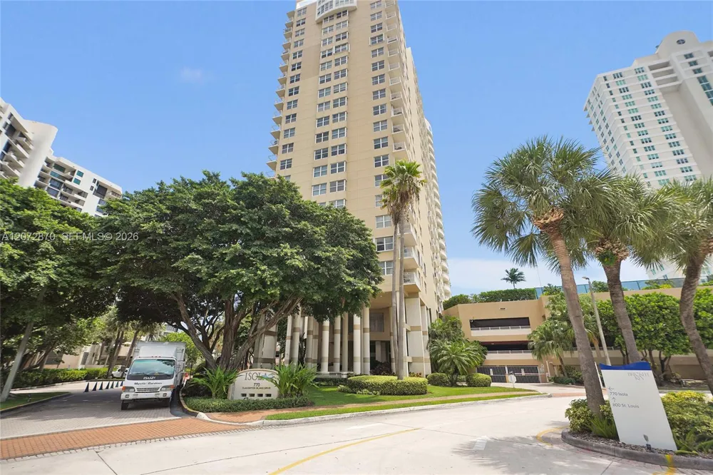 770 Claughton Island Dr #709 Miami, FL 33131