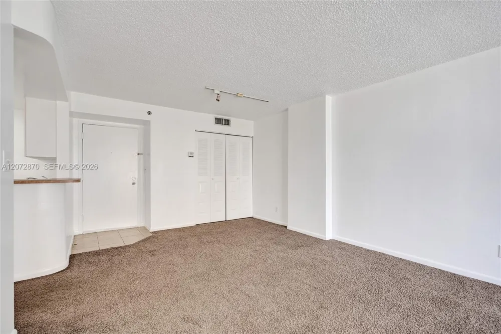 770 Claughton Island Dr #709 Miami, FL 33131