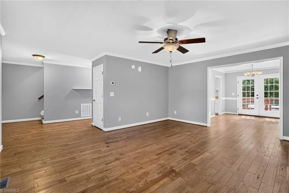 7523 Kristen Drive Oak Ridge, NC 27310