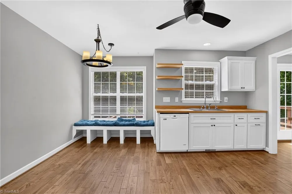 7523 Kristen Drive Oak Ridge, NC 27310