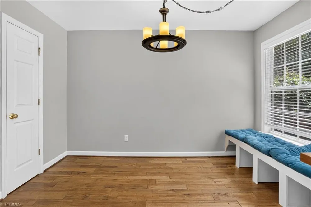 7523 Kristen Drive Oak Ridge, NC 27310