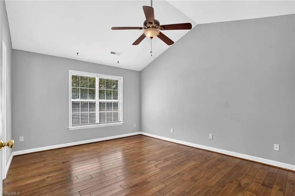 7523 Kristen Drive Oak Ridge, NC 27310