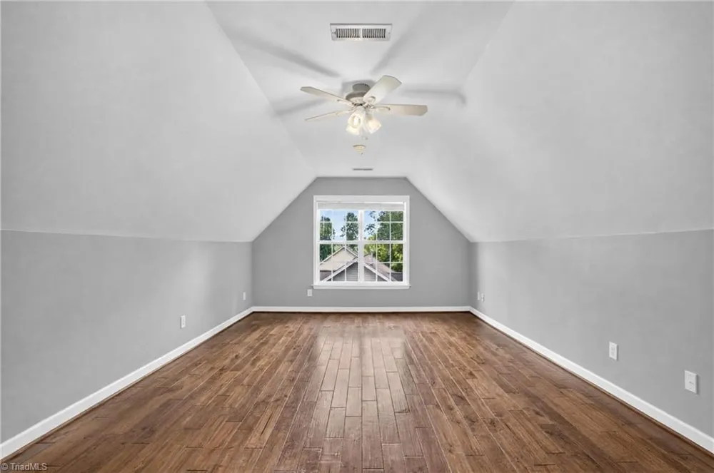 7523 Kristen Drive Oak Ridge, NC 27310