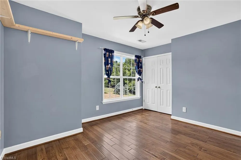 7523 Kristen Drive Oak Ridge, NC 27310