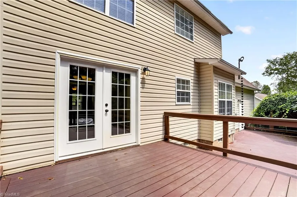7523 Kristen Drive Oak Ridge, NC 27310
