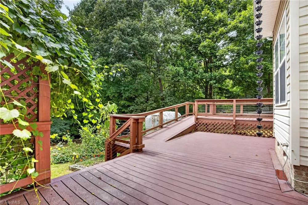 7523 Kristen Drive Oak Ridge, NC 27310