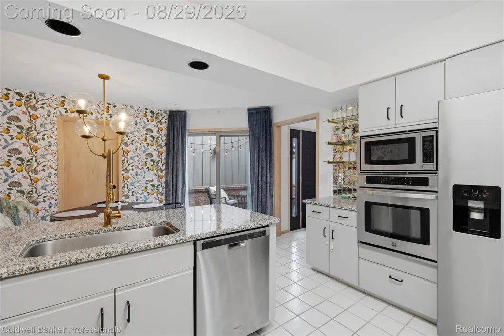 28625 Auburn Court Farmington Hills City, MI 48331