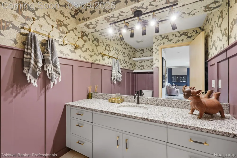 28625 Auburn Court Farmington Hills City, MI 48331