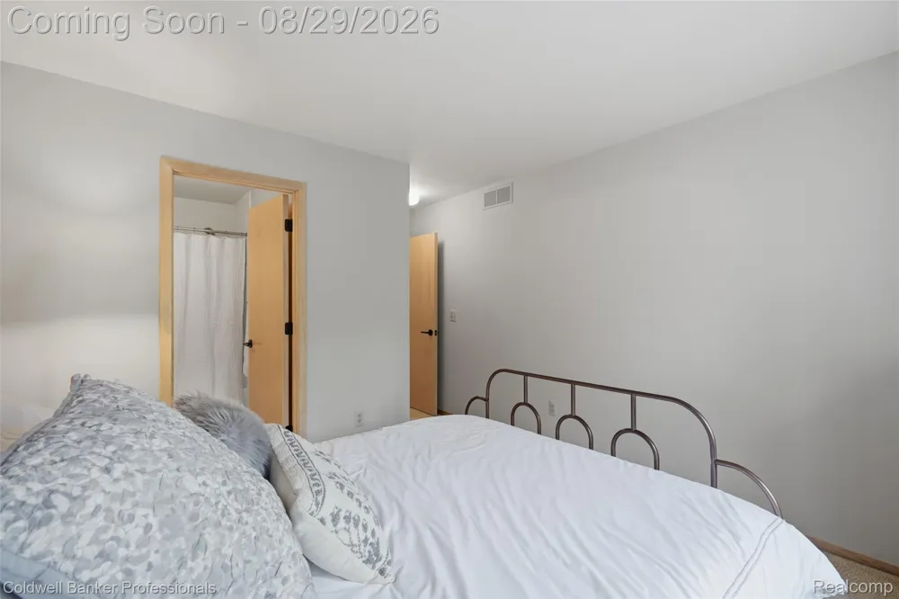 28625 Auburn Court Farmington Hills City, MI 48331